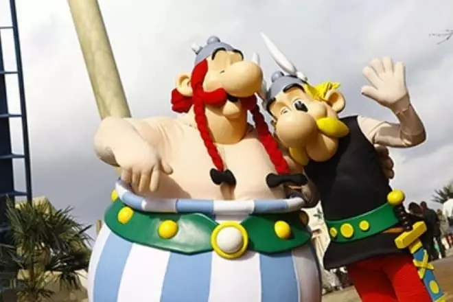 Obelix နှင့် Asterix သည် Talismans ဖြစ်လာသည်