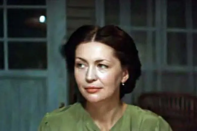 Irina Petrovskaya, den første kone til Yuri Camorny
