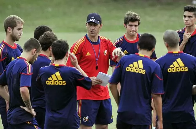 Холен Лопенец со младинскиот тим на Шпанија