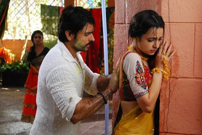 Ashish Sharm i Sanayia Irani