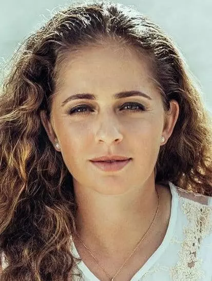 Elena Ostapenko - سيرة، الحياة الشخصية، الصورة، الأخبار، التنس، "Instagram"، في ملابس السباحة، "Roland Garros" 2021