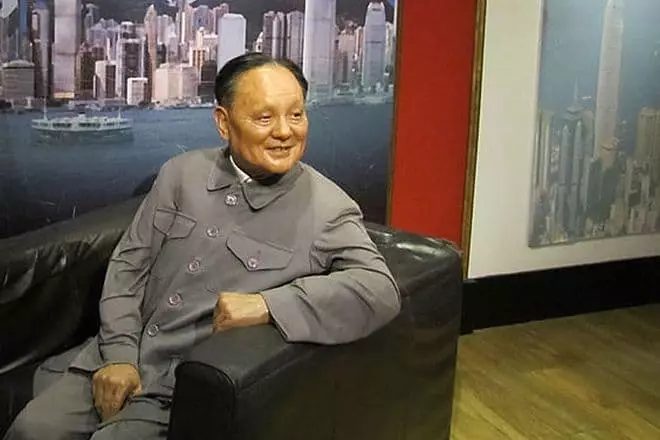 Dan Xiaopin Wachs Figur bei Madame Tussao Museum