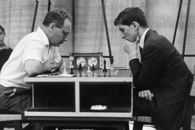 Mikhail Botvinnik and Bobby Fisher