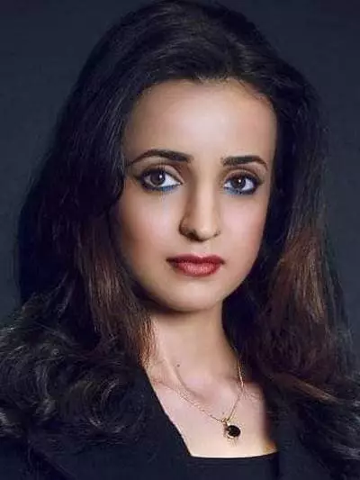 Sanaya Irani - Biography, Yees Duab, Lub Neej Lub Neej, Xov Xwm, Filmogrography 2021