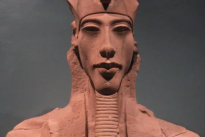Ehnaton（Amenhotep IV）