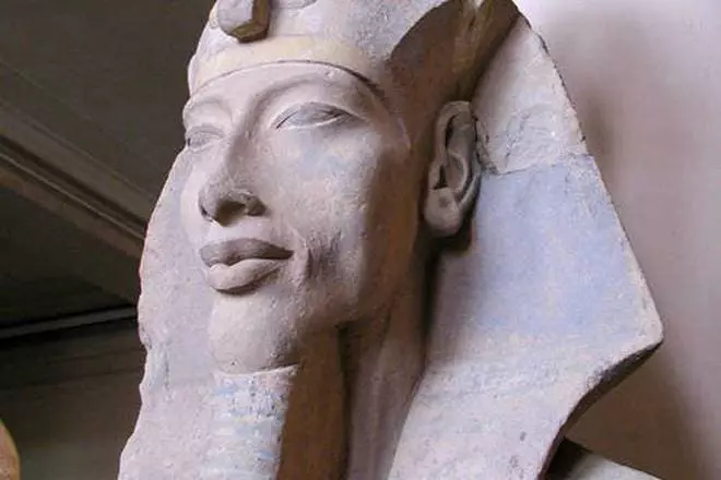 Faraon ehnaton.