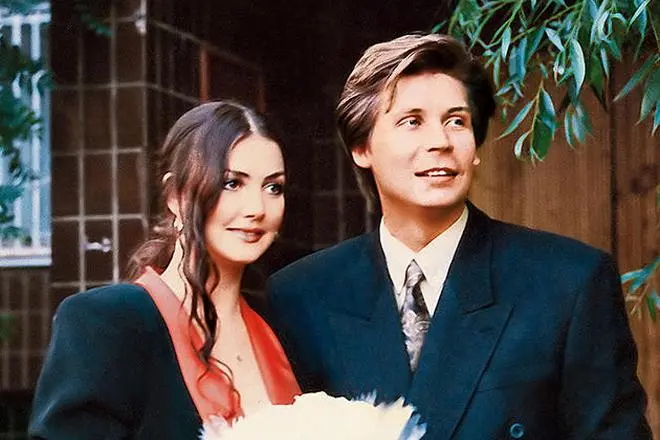 Elena Kostina và chồng đầu tiên của cô Andrei