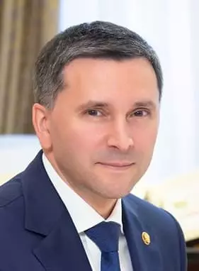 Dmitry Kobylkin - foto, biografia, vita personale, notizie, ministro delle risorse naturali ed ecologia della Federazione Russa 2021