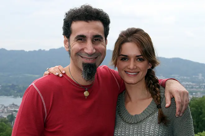 Serge Tankian og hans kone Angela Madathan