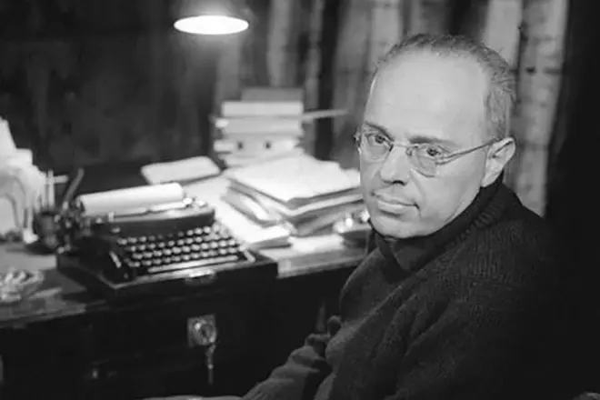 Writer Stanislav Lem.