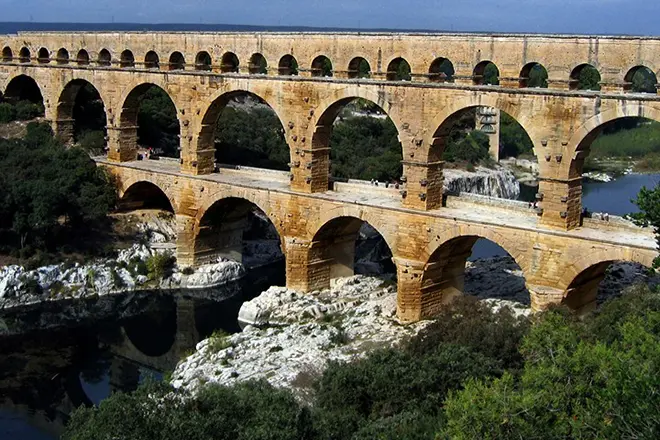 Caligula Aqueducts.