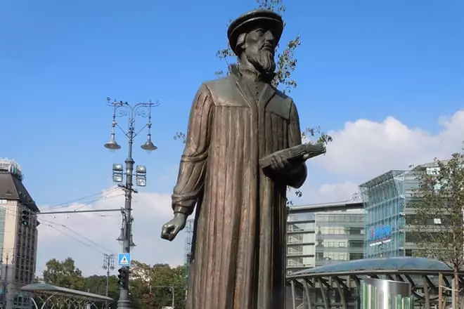 Monument til Jean Calvina