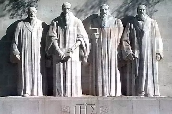 Reformadores de Ginebra: Gille Fraurel, Jean Calvin, Theodore Bez, John Knox