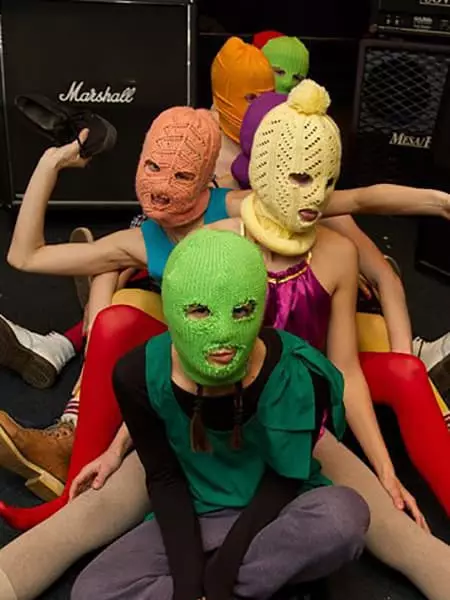 Grupo "Pussy Riot" - composição, foto, notícias, músicas, clipes 2021