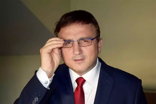 Luật sư Kantemir Karamzin.