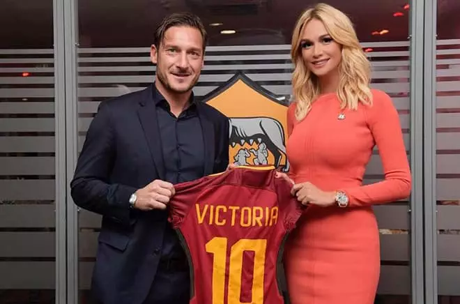 Francesco Totti un Victoria Loping