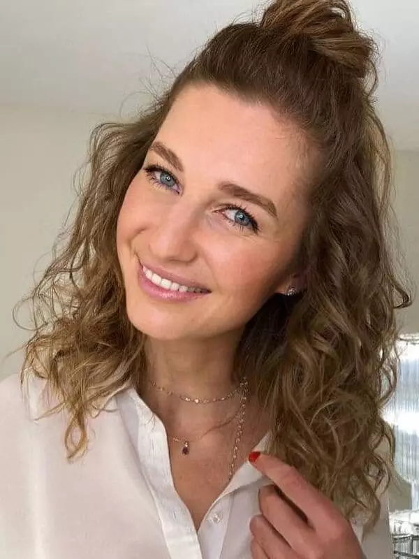 Ekaterina Makorava - Biografie, Perséinleche Liewen, Foto, Neiegkeeten, Tennis, "Instagram", offiziell Websäit 2021