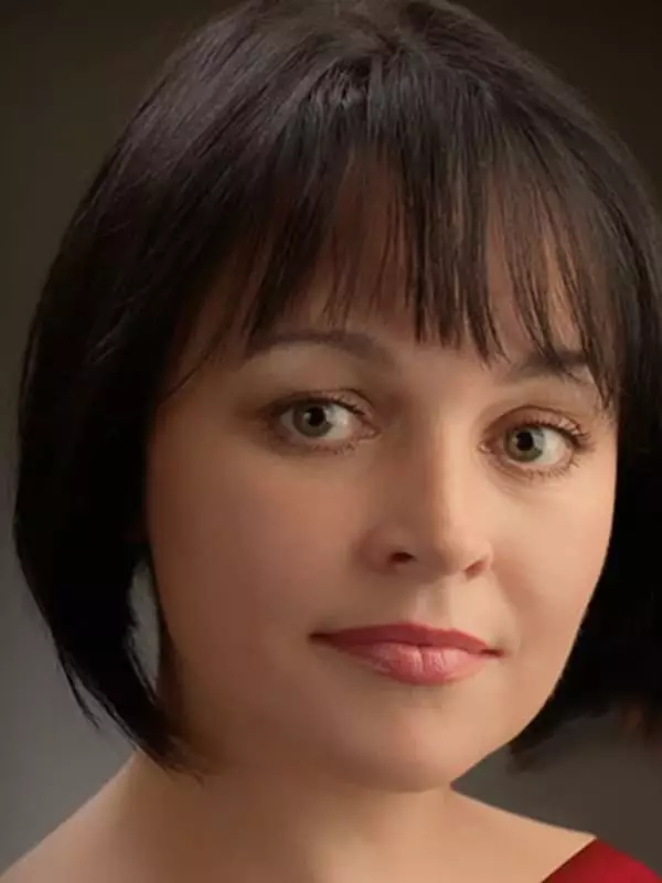 Elena Kasyanova - Biografía, foto, vida personal, noticias, canciones 2021
