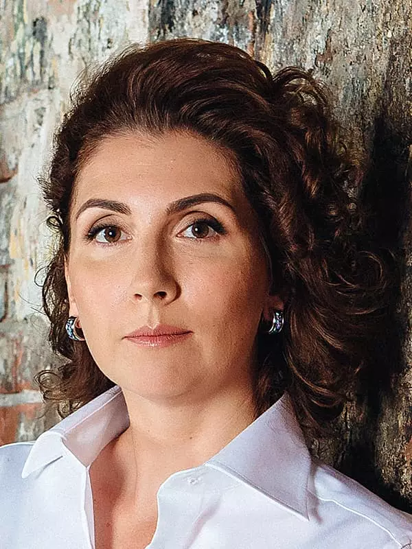 Elena Mikhalkov - Biografía, foto, vida personal, noticias, libros 2021