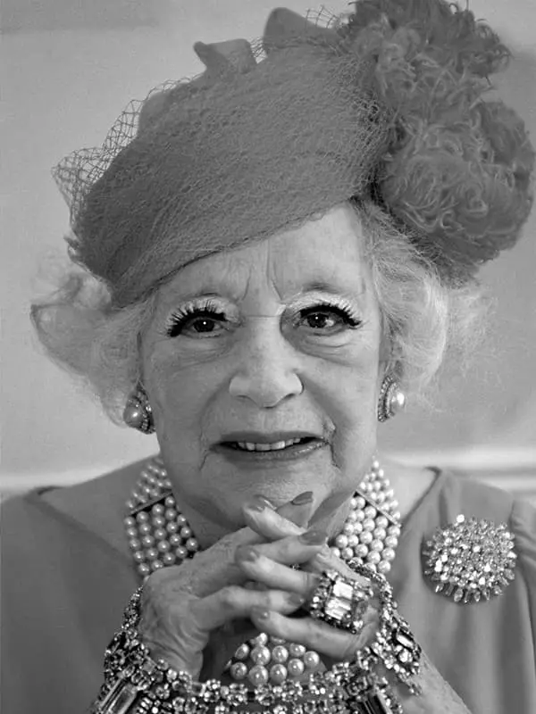 Barbara Cartland - Կենսագրություն, լուսանկար, անձնական կյանք, գրքեր, մահ