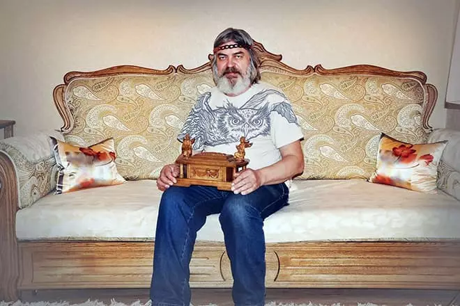 Sergey Alekseev ในบ้านของเขา