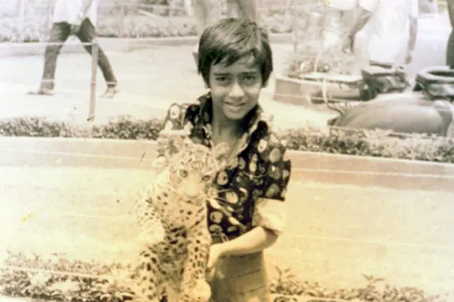 Ajay Devanas vaikystėje
