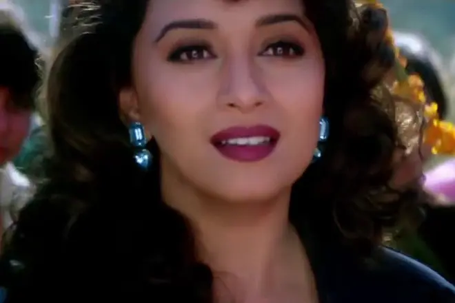 Madhuri Dixet在電影中“他媽的愛”
