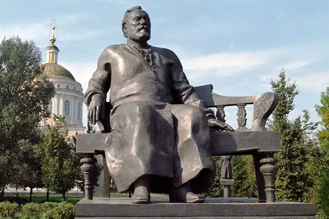 Monument to Nikolay Leskovoy