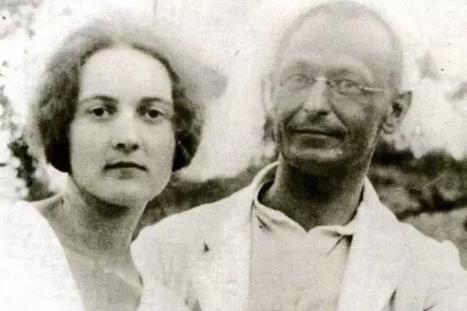 Herman Hesse dan istri keduanya Ruth Wenger