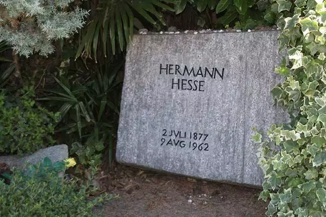 Grave German Hesse.