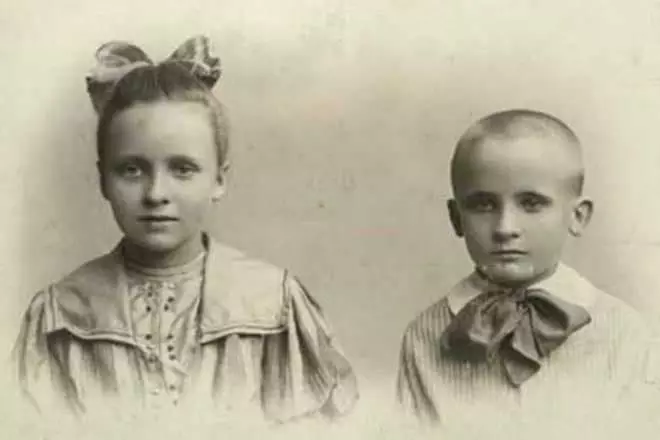 Yuri Olesha pada zaman kanak-kanak