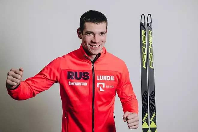 Skier Andrei Larkov