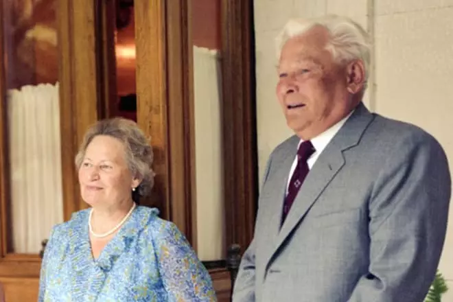 Konstantin Chernenko a jeho druhá žena Anna Dmitrievna