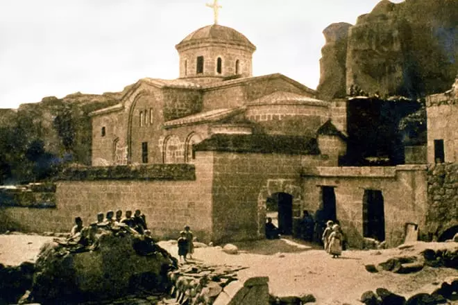 Gregory Theologian kirkko kotimaassaan Cappadociassa