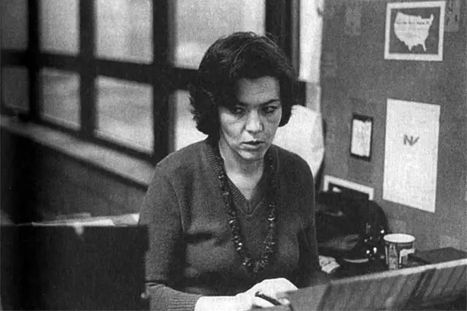 Editor Elena Delativova.