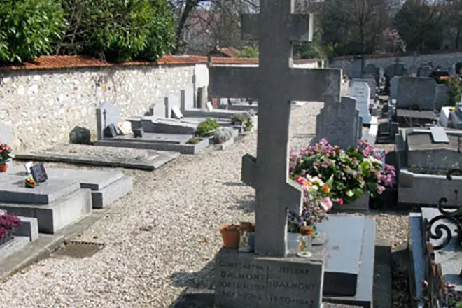 Konstantin Balmonta的墳墓