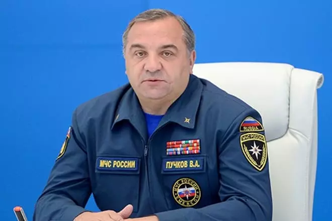 Minister for nødsituationer Vladimir Puchkov