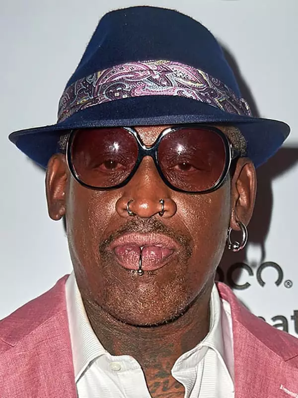 Dennis Rodman - Biografie, fotografie, viață personală, știri, baschet 2021