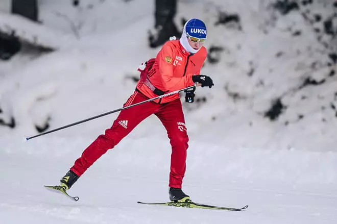 Anna Nechaevskaya dalam balap ski