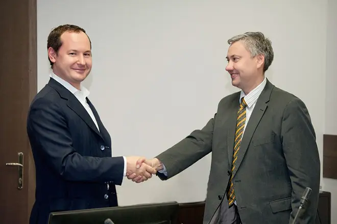 Pavel Livinsky là Tổng Giám đốc của EEC