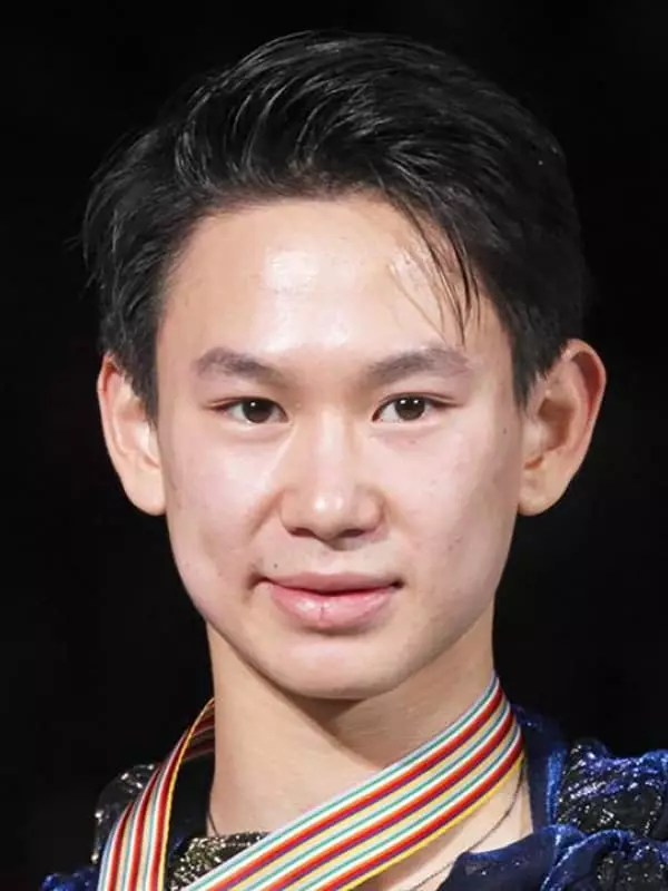 Denis Ten - Biografy, Foto, persoanlik libben, nijs, oarsaak fan 'e dea