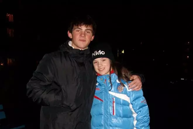 Sofya zolirov avec frère