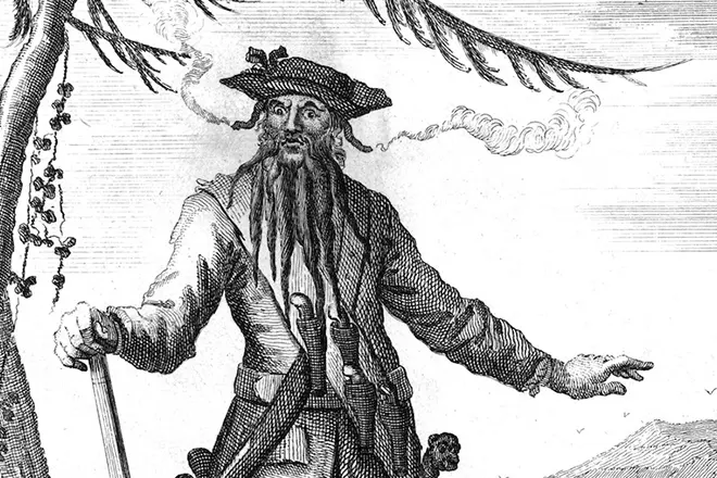 Pirate Edward Tich