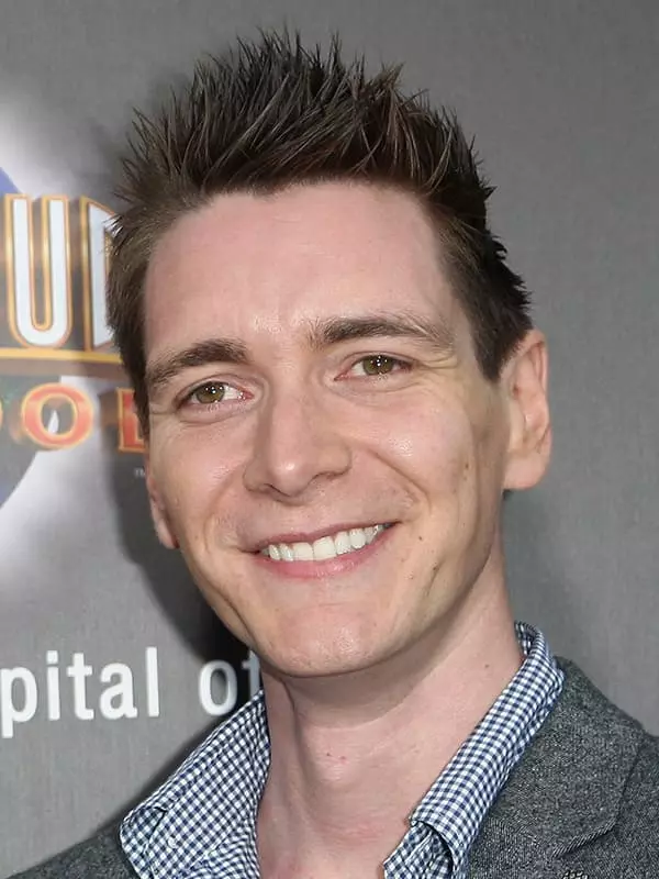 James Phelps - Biografia, argazkia, bizitza pertsonala, berriak, Filmografia 2021