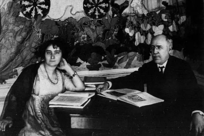 فدور Sologub و همسرش Anastasia Chebotarevskaya