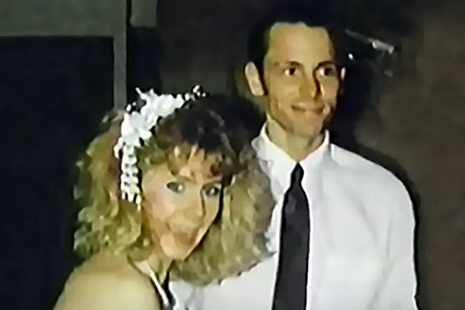 Tonya Harding과 그녀의 전 남편 Jeff Gillowuli.