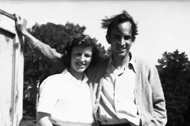 Ingmar Bergman And Gong Gong