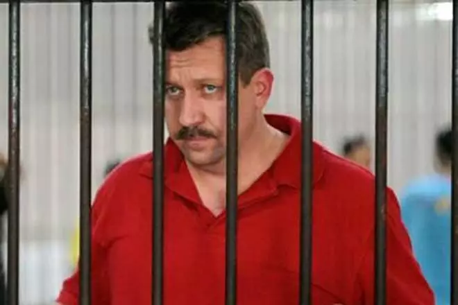 Victor Booth di penjara