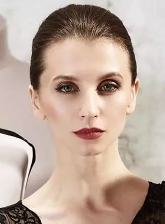 Anna Tikhomirova - 照片，传记，新闻，个人生活，芭蕾舞女演员2021