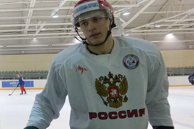 Vladimir Tkachev yn it Russyske nasjonale team